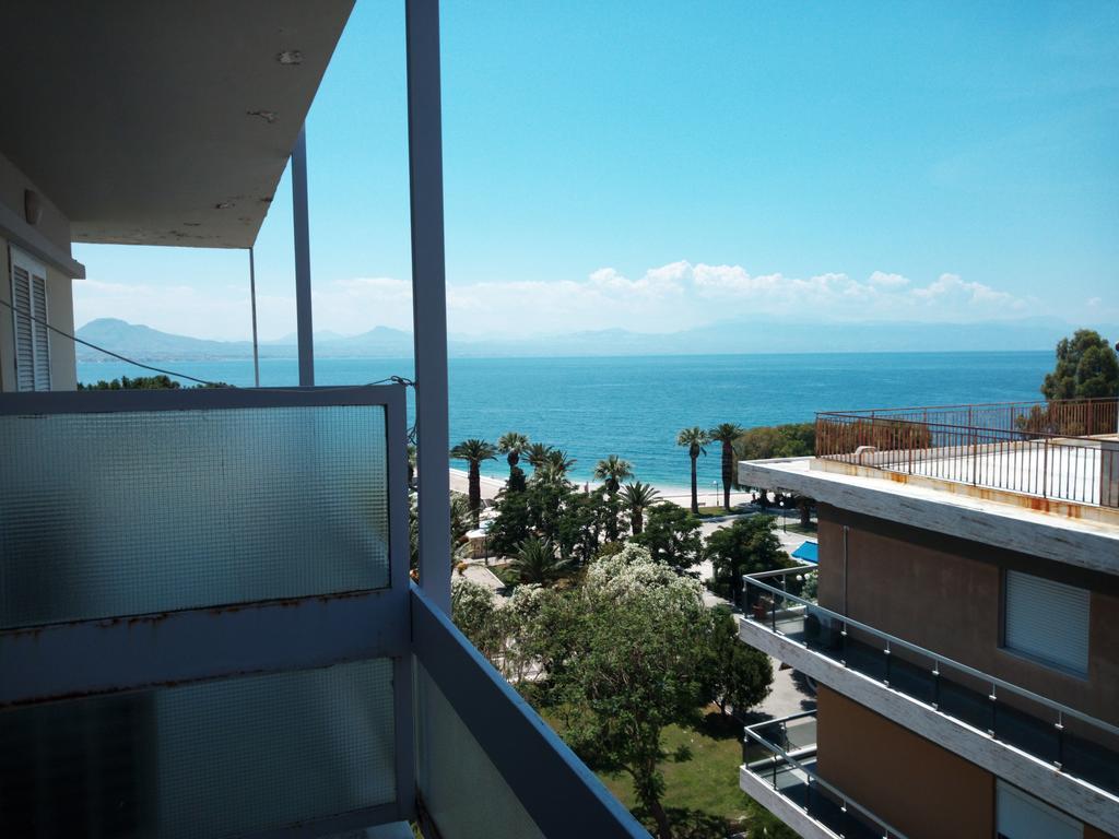 Park Hotel Loutraki Bagian luar foto