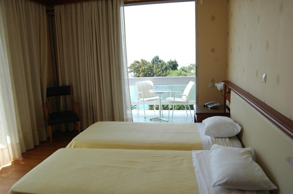 Park Hotel Loutraki Bagian luar foto